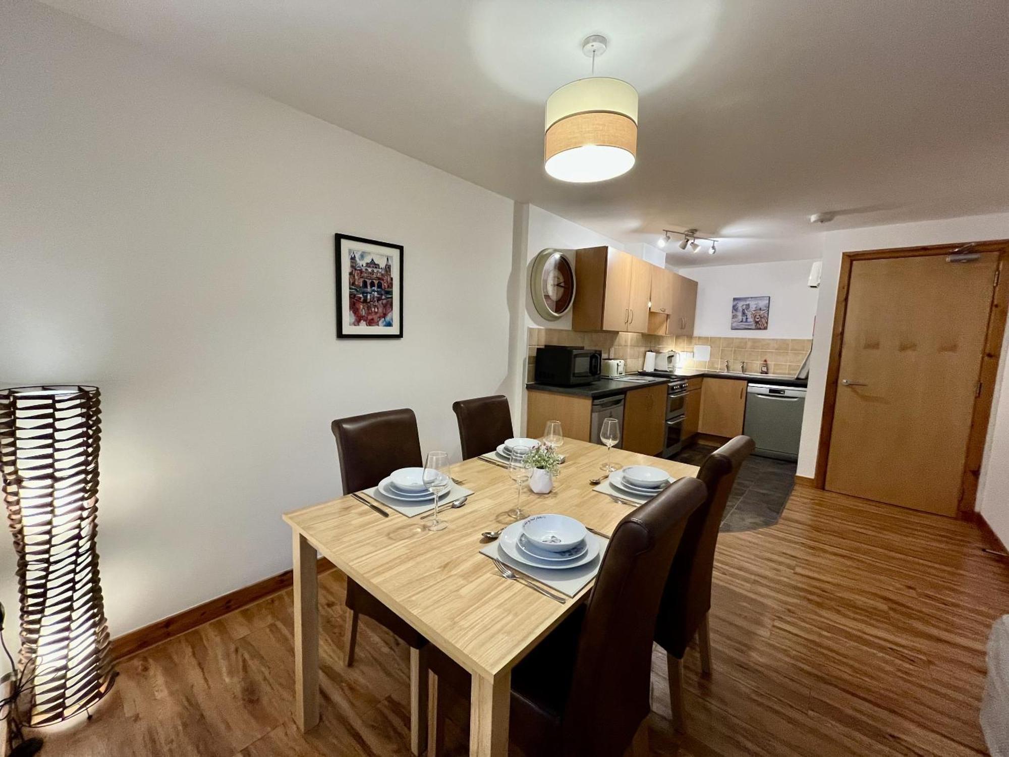 La Scala Inverness City Apartment ภายนอก รูปภาพ